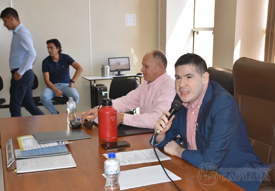 Foto 17 de SESION ORDINARIA DE LA JUNTA MUNICIPAL DE CAPIATA: Notas Recibidas, Nota Remitida y Expedientes Dictaminados