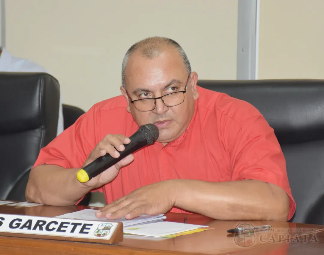 Foto 13 de SESION ORDINARIA DE LA JUNTA MUNICIPAL DE CAPIATA: Notas Recibidas y Expedientes Dictaminados
