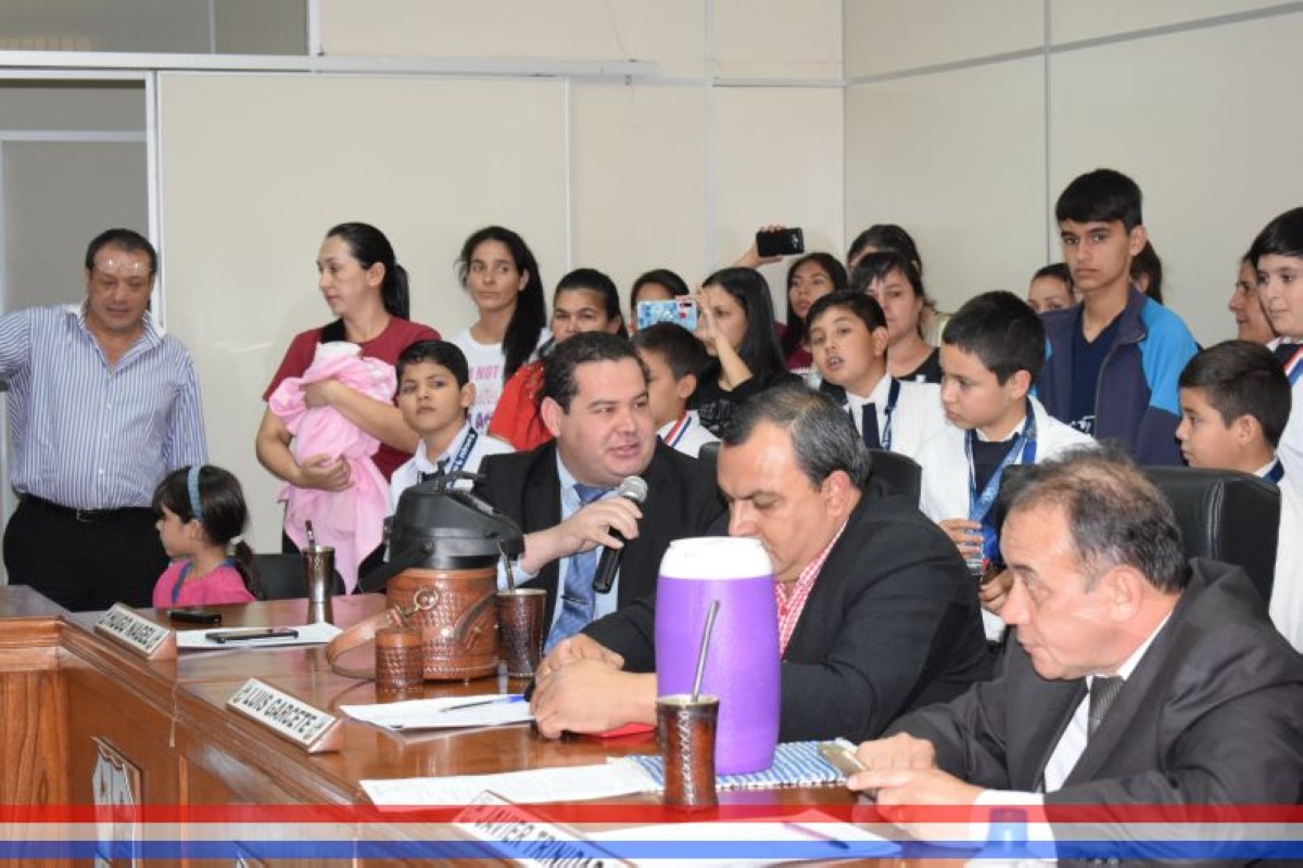 Foto 13 de Reconocimiento a la Esc. Bás. Nº 81 y Col. Nac. "Ma. Auxiliadora"