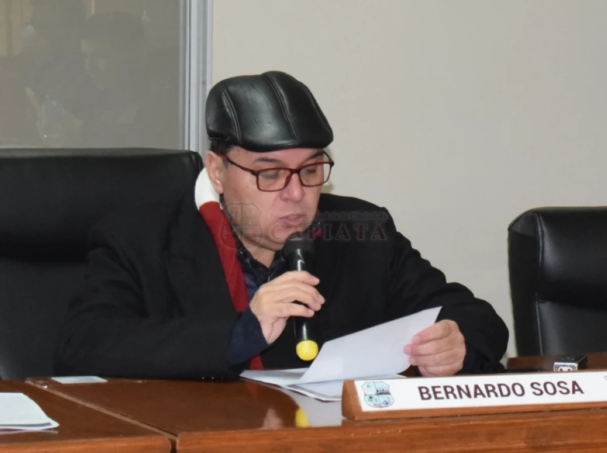 Foto 7 de SESION ORDINARIA DE LA JUNTA MUNICIPAL DE CAPIATA: Notas Recibidas y Expedientes Dictaminados