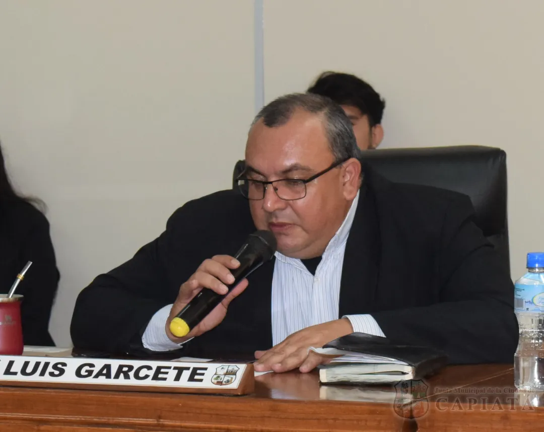 Foto 13 de SESION ORDINARIA DE LA JUNTA MUNICIPAL DE CAPIATA: Notas Recibidas y Expedientes Dictaminados