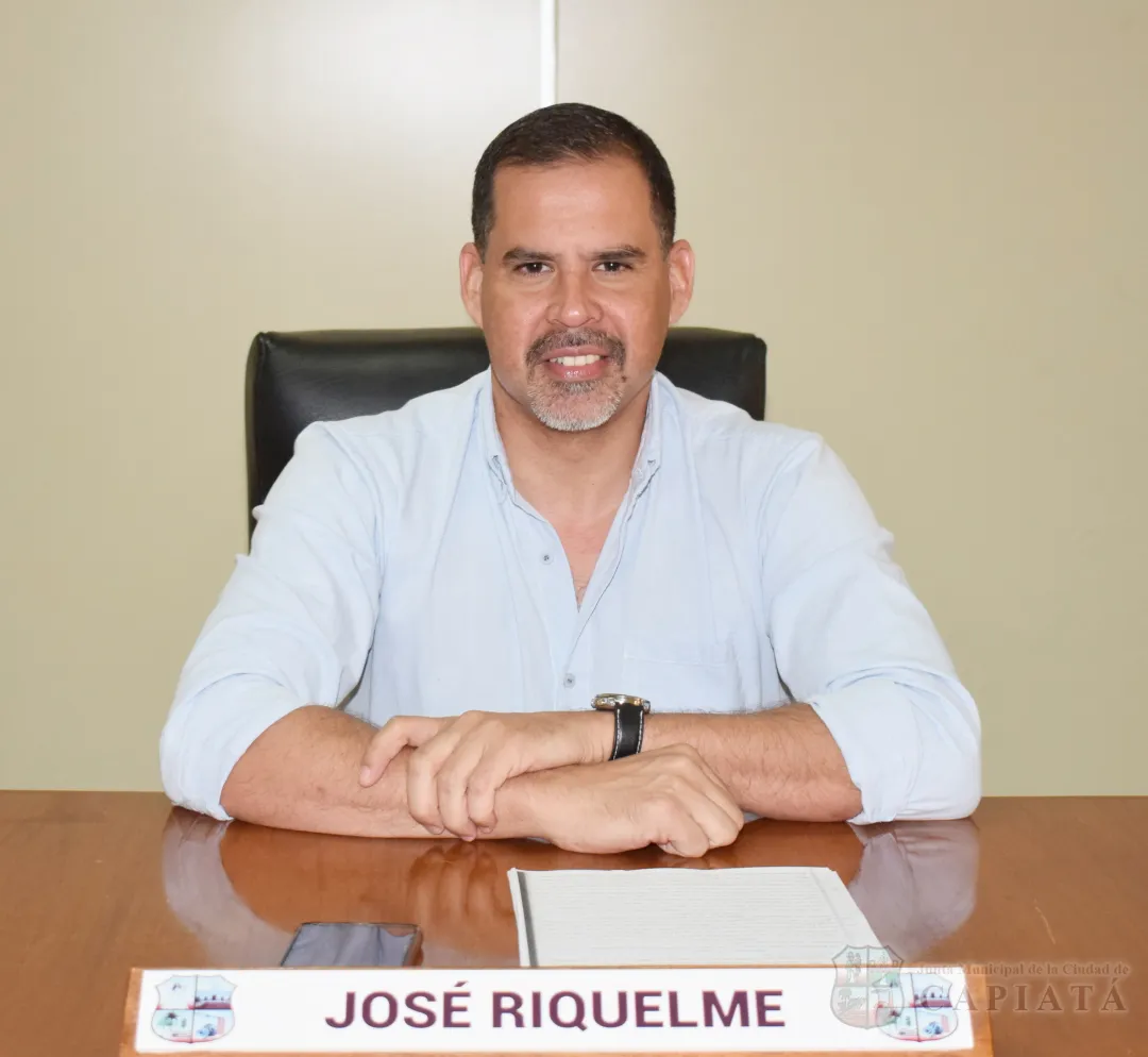 Foto 4 de SESION ORDINARIA DE LA JUNTA MUNICIPAL DE CAPIATA: Notas Recibidas y Expedientes Dictaminados