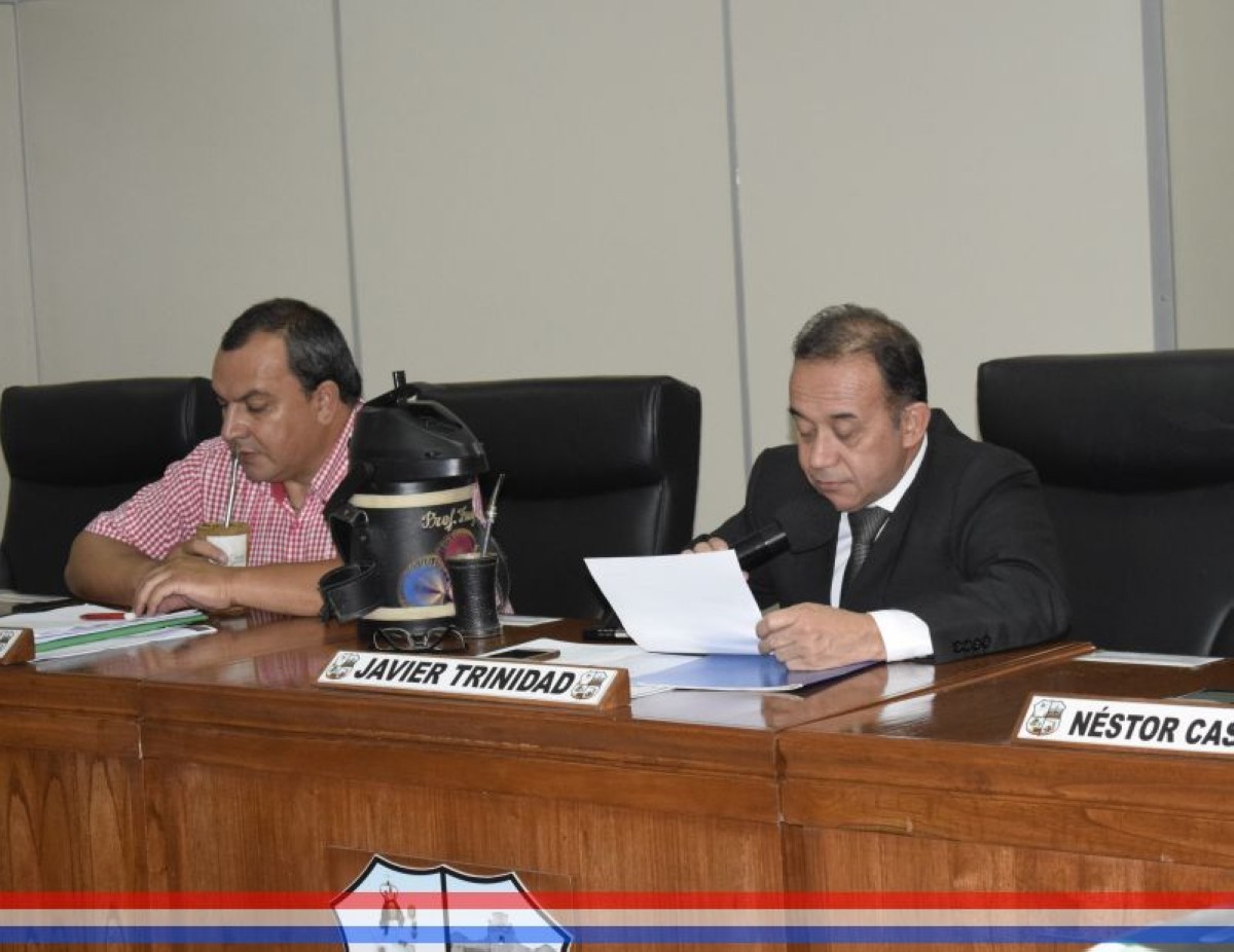 Foto 12 de SESION ORDINARIA DE LA JUNTA MUNICIPAL DE CAPIATA: Notas Recibidas, Nota Remitida y Expedientes Dictaminados