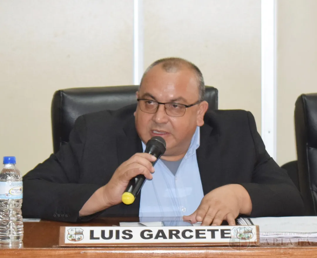 Foto 2 de Promulgación de la Ley Nº 7447/2025 que unifica los costos de la patentes de rodados fue materia de intenso debate en el Pleno