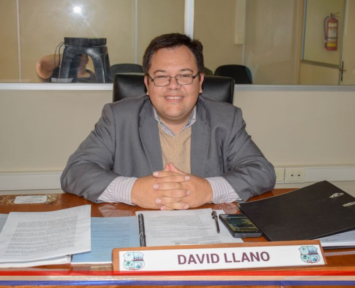 Foto 5 de SESION ORDINARIA DE LA JUNTA MUNICIPAL DE CAPIATA: Notas Recibidas, Nota Remitida y Expedientes Dictaminados