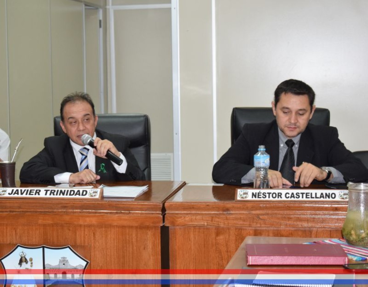 Foto 10 de SESION ORDINARIA DE LA JUNTA MUNICIPAL DE CAPIATA: Notas Recibidas, Nota Remitida y Expedientes Dictaminados