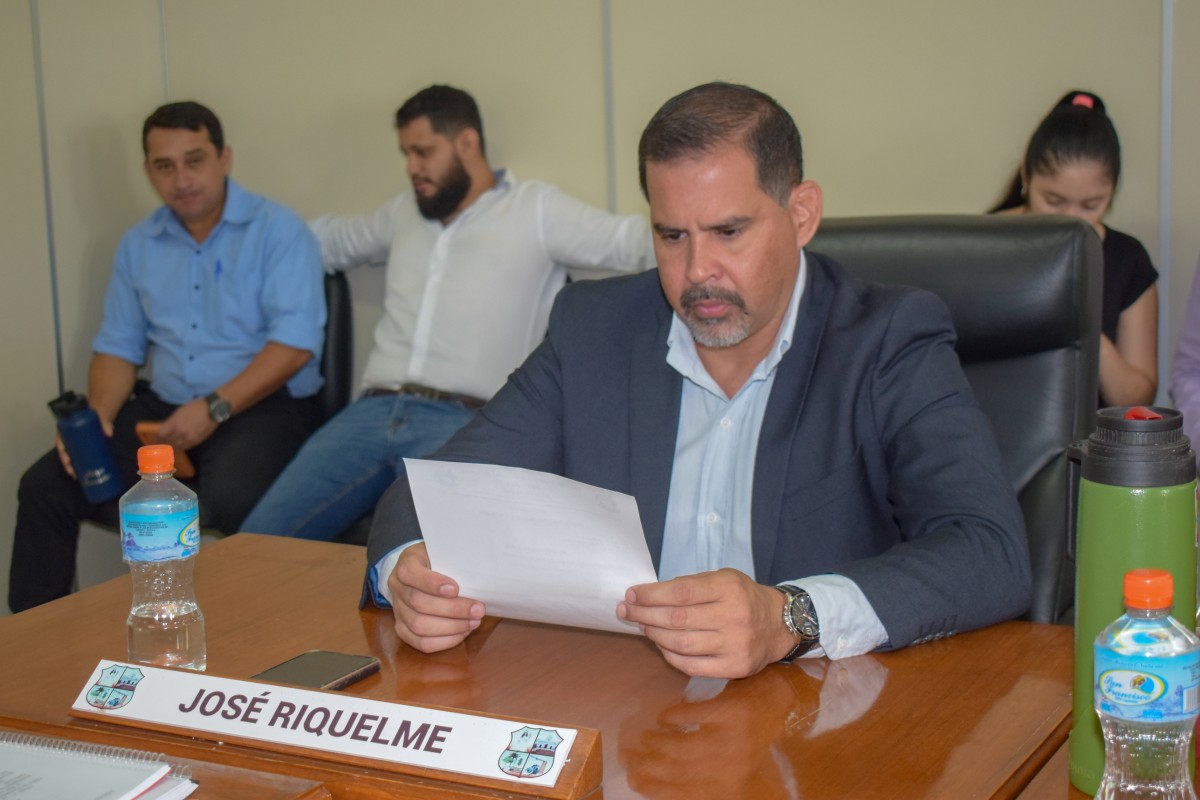 Foto 8 de SESION ORDINARIA DE LA JUNTA MUNICIPAL DE CAPIATA: Notas Recibidas, Nota Remitida y Expedientes Dictaminados
