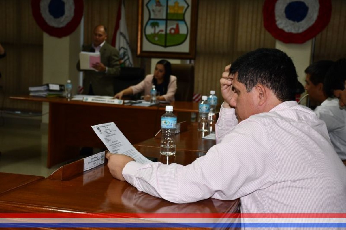 Foto 16 de SESION ORDINARIA DE LA JUNTA MUNICIPAL DE CAPIATA: Notas Recibidas, Nota Remitida y Expedientes Dictaminados