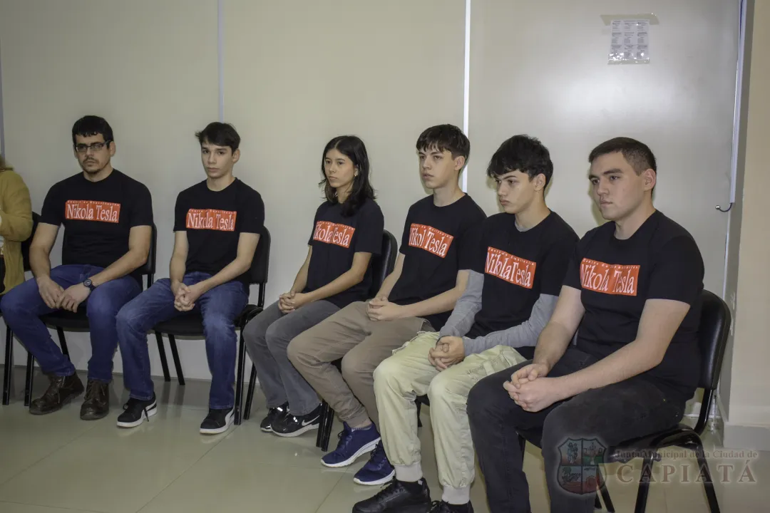 Foto 44 de Reconocimiento al Mérito a jóvenes capiateños que integran la Selección Paraguaya de Robótica