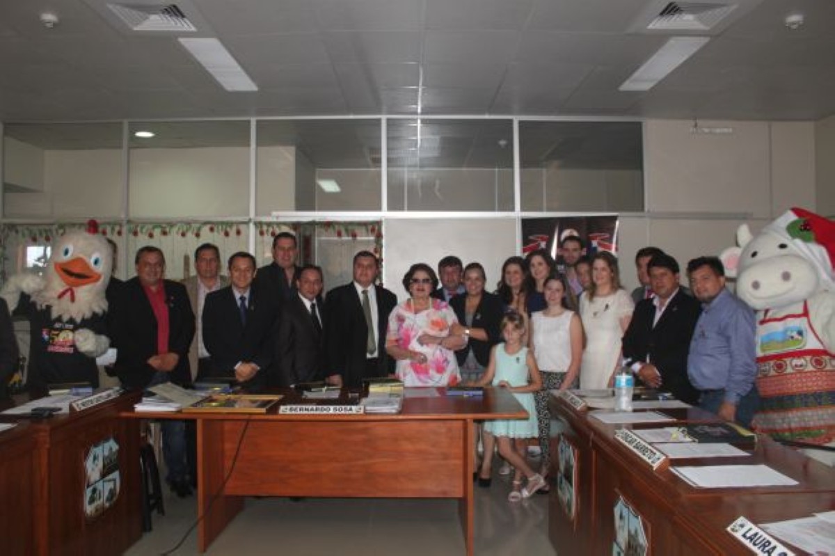 Foto 33 de Entrega de reconocimiento de Ciudadanía Ilustre a miembros de la familia Ceuppens – Talavera