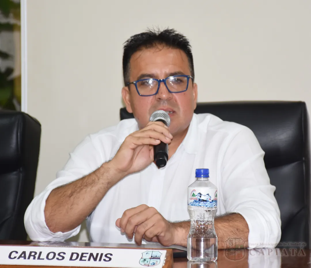 Foto 15 de SESION ORDINARIA DE LA JUNTA MUNICIPAL DE CAPIATA: Notas Recibidas y Expedientes Dictaminados