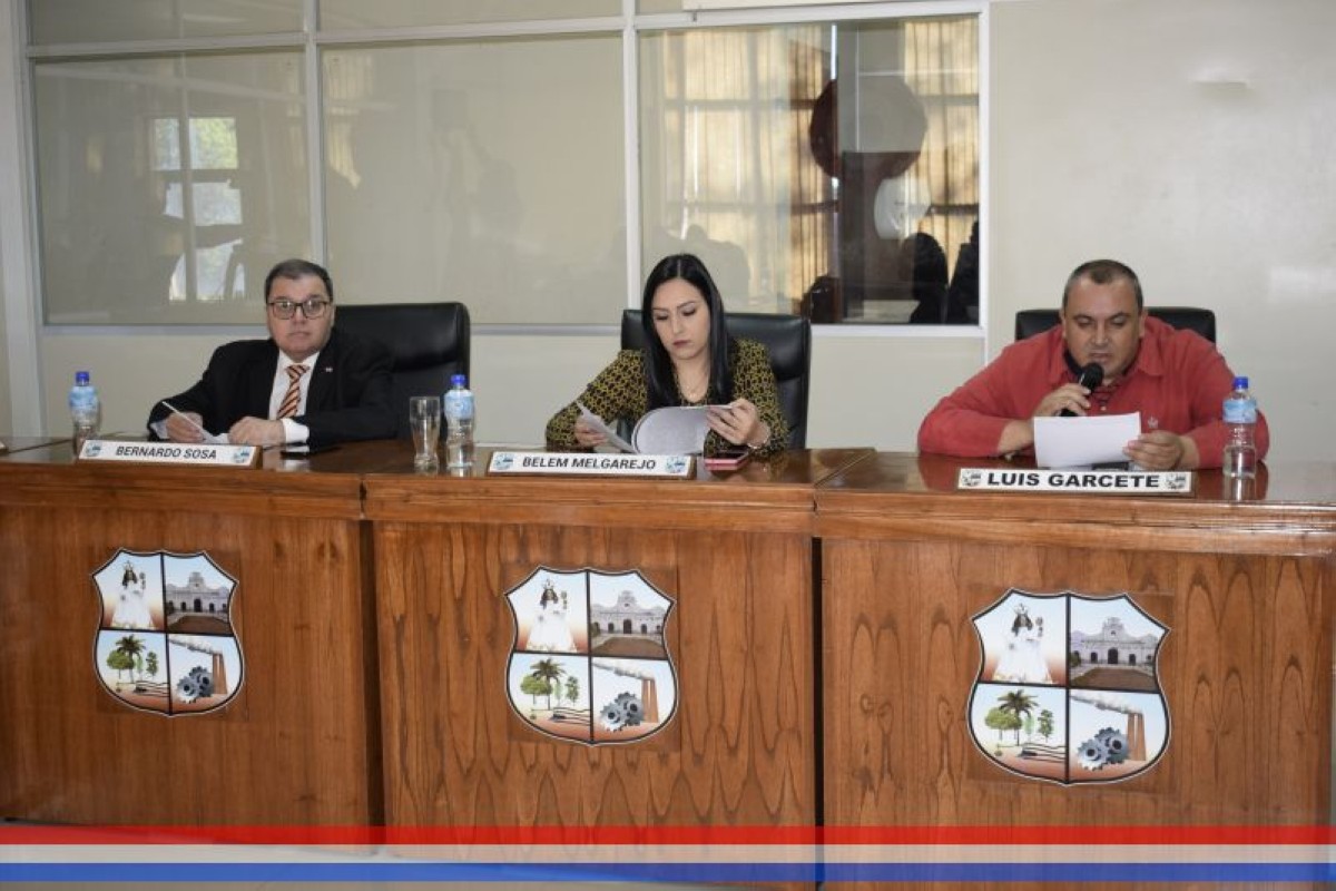 Foto 3 de SESION ORDINARIA DE LA JUNTA MUNICIPAL DE CAPIATA: Notas Recibidas, Nota Remitida y Expedientes Dictaminados