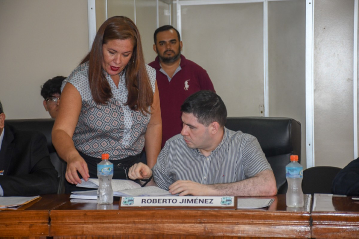 Foto 16 de SESION ORDINARIA DE LA JUNTA MUNICIPAL DE CAPIATA: Notas Recibidas, Nota Remitida y Expedientes Dictaminados