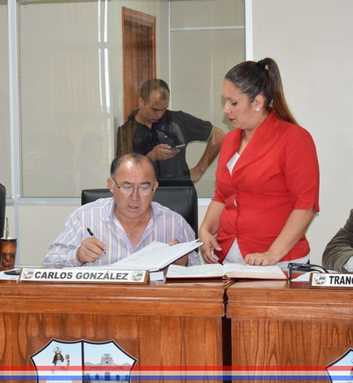 Foto 12 de SESION ORDINARIA DE LA JUNTA MUNICIPAL DE CAPIATA: Notas Recibidas y Expedientes Dictaminados