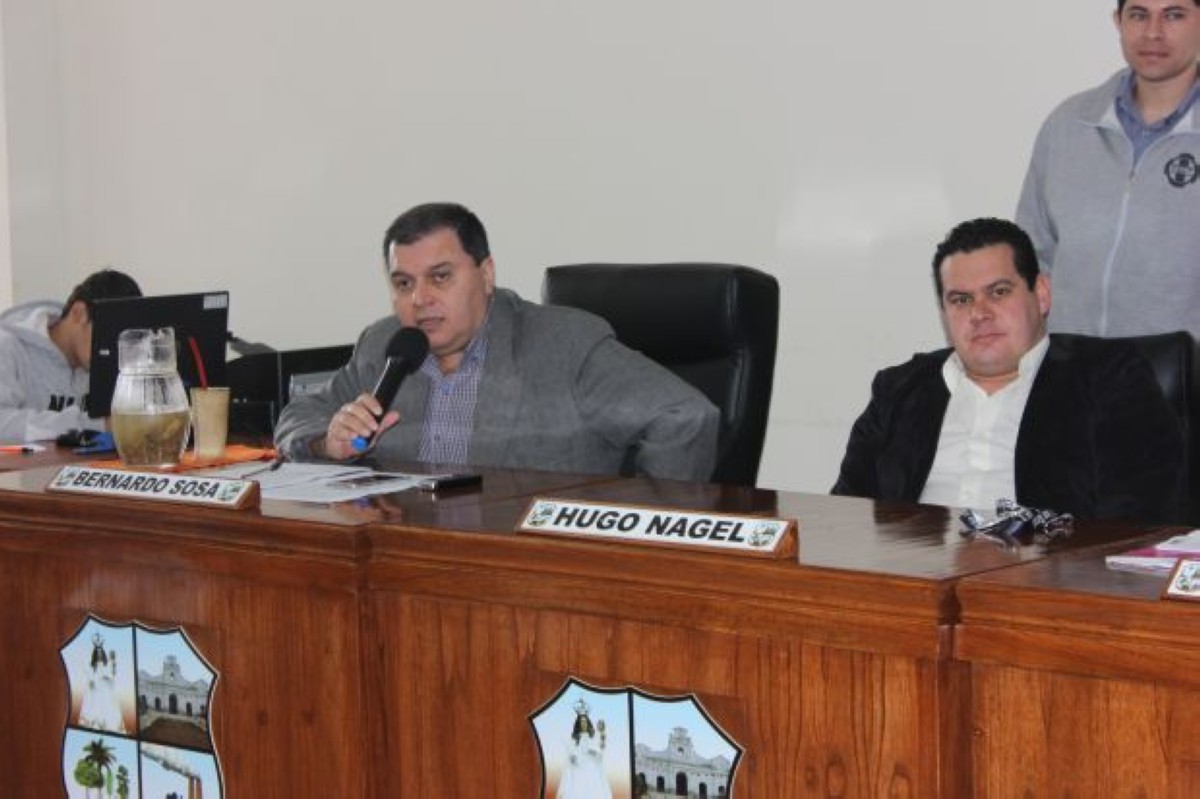 Foto 1 de Junta Municipal cancela itinerarios internos a la empresa de transporte La Candelaria S.R.L Línea 52