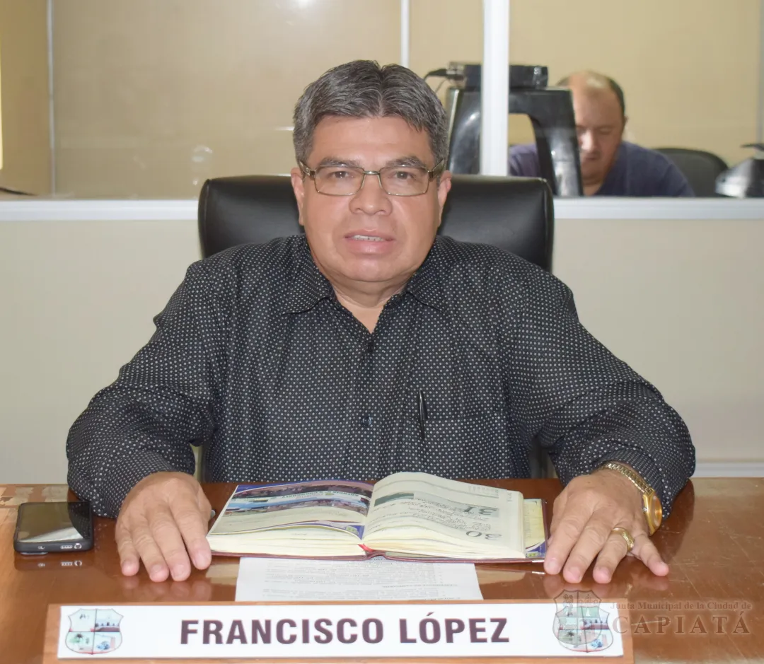 Foto 3 de SESION ORDINARIA DE LA JUNTA MUNICIPAL DE CAPIATA: Notas Recibidas y Expedientes Dictaminados