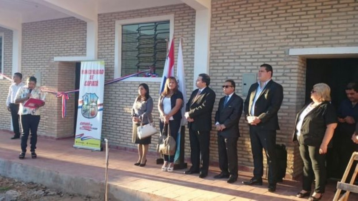 Foto 7 de Inauguración de nuevas aulas en la Esc. Bás. Santo Domingo Savio