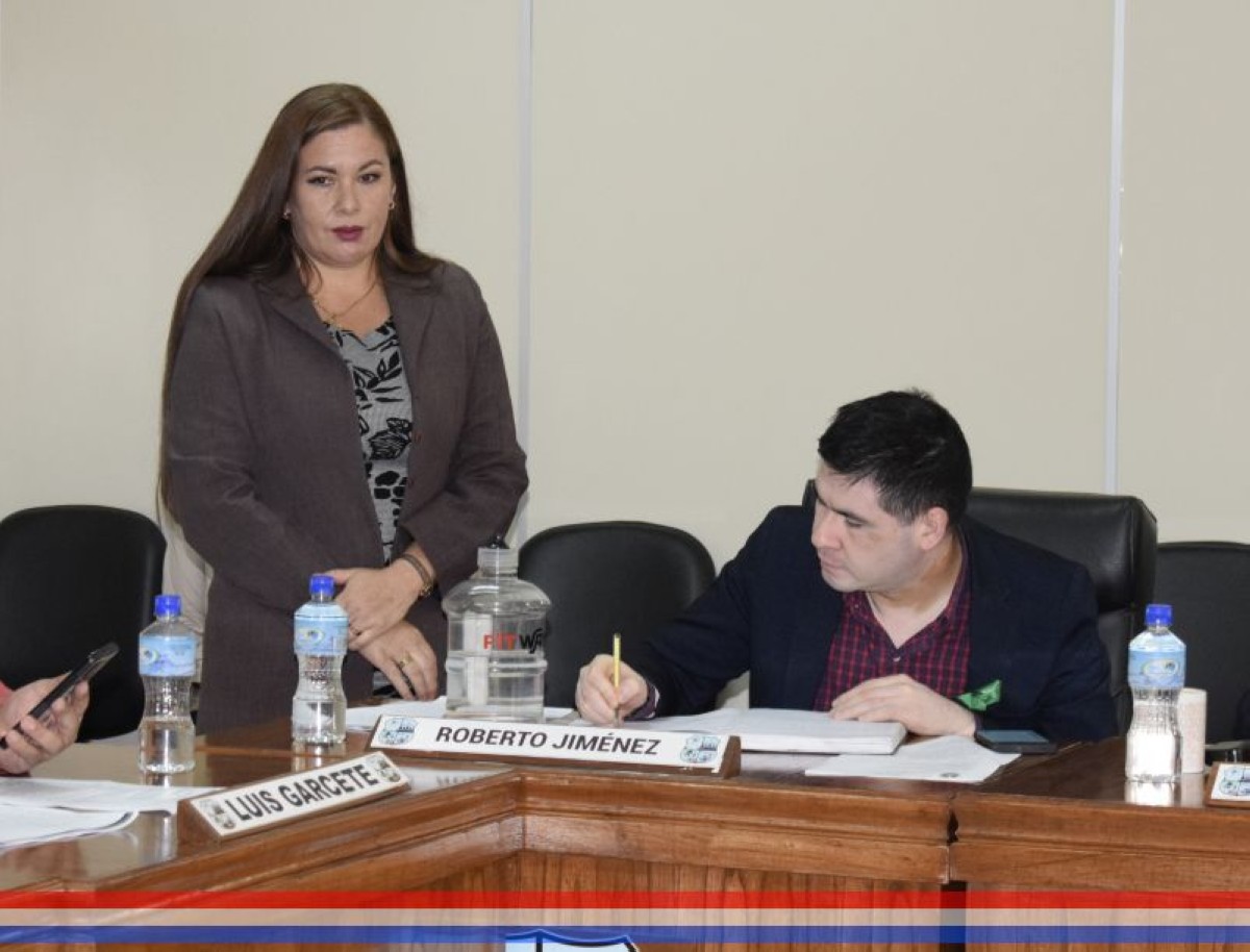 Foto 6 de SESION ORDINARIA DE LA JUNTA MUNICIPAL DE CAPIATA: Notas Recibidas, Nota Remitida y Expedientes Dictaminados