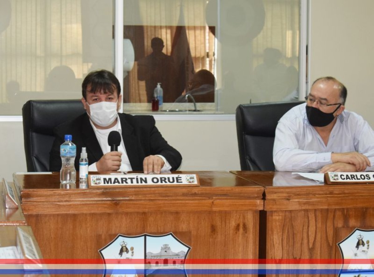 Foto 18 de El Prof. Esteban Antonio Romero Insfrán recibió el reconocimiento como Hijo Dilecto de la ciudad de Capiatá