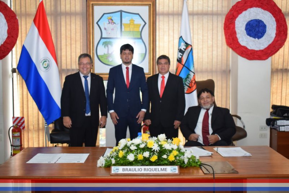 Foto 19 de Asumió la nueva Mesa Directiva, periodo 2023 – 2024: Presidente, concejal Braulio Riquelme; Vicepresidente, concejal David Llano