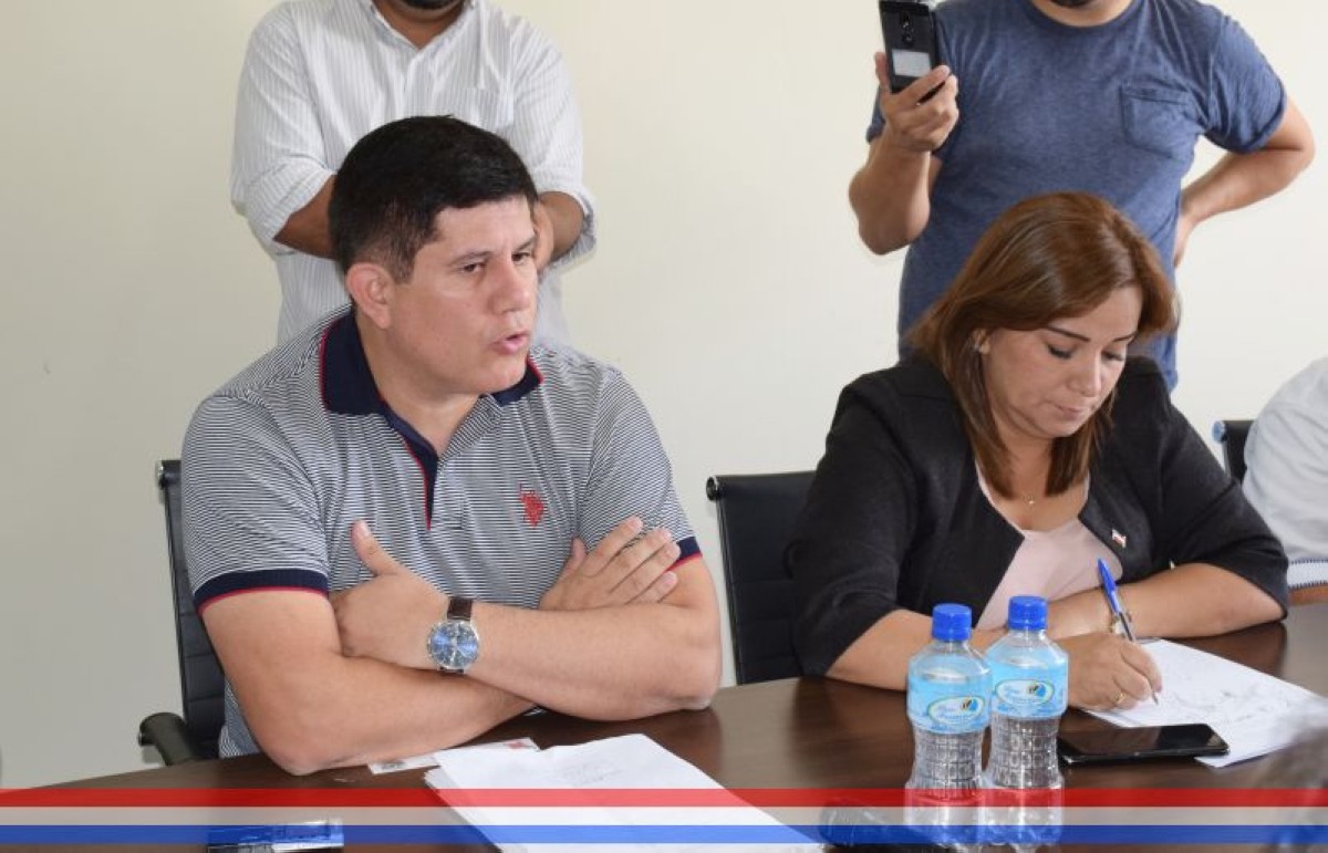Foto 10 de SESION ORDINARIA DE LA JUNTA MUNICIPAL DE CAPIATA: Notas Recibidas, Nota Remitida y Expedientes Dictaminados