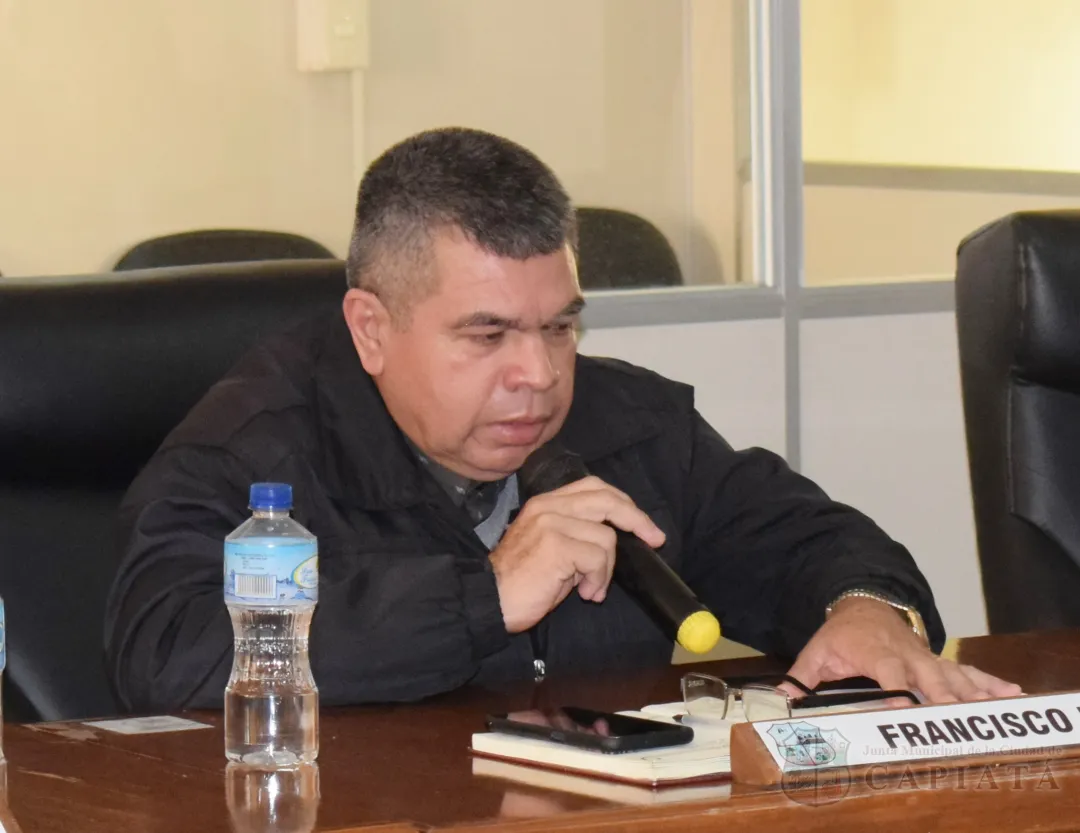 Foto 17 de Encomiendan al Ejecutivo Municipal la elaboración de otro pliego de bases y condiciones en el marco del estado de Emergencia Distrital