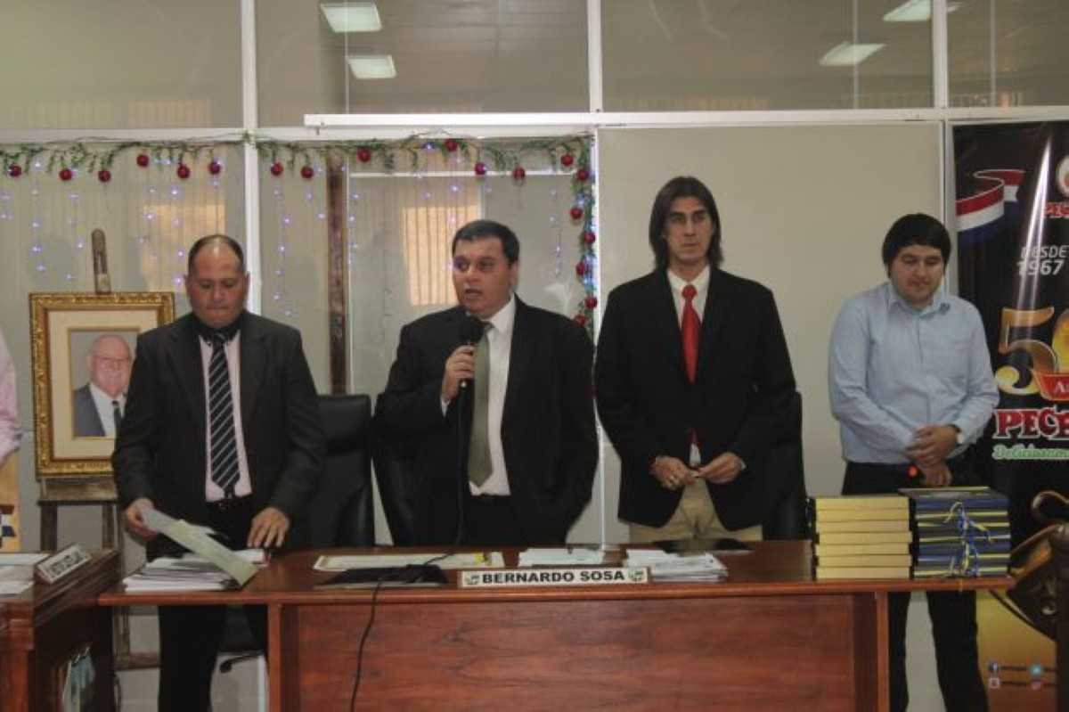 Foto 6 de Entrega de reconocimiento de Ciudadanía Ilustre a miembros de la familia Ceuppens – Talavera