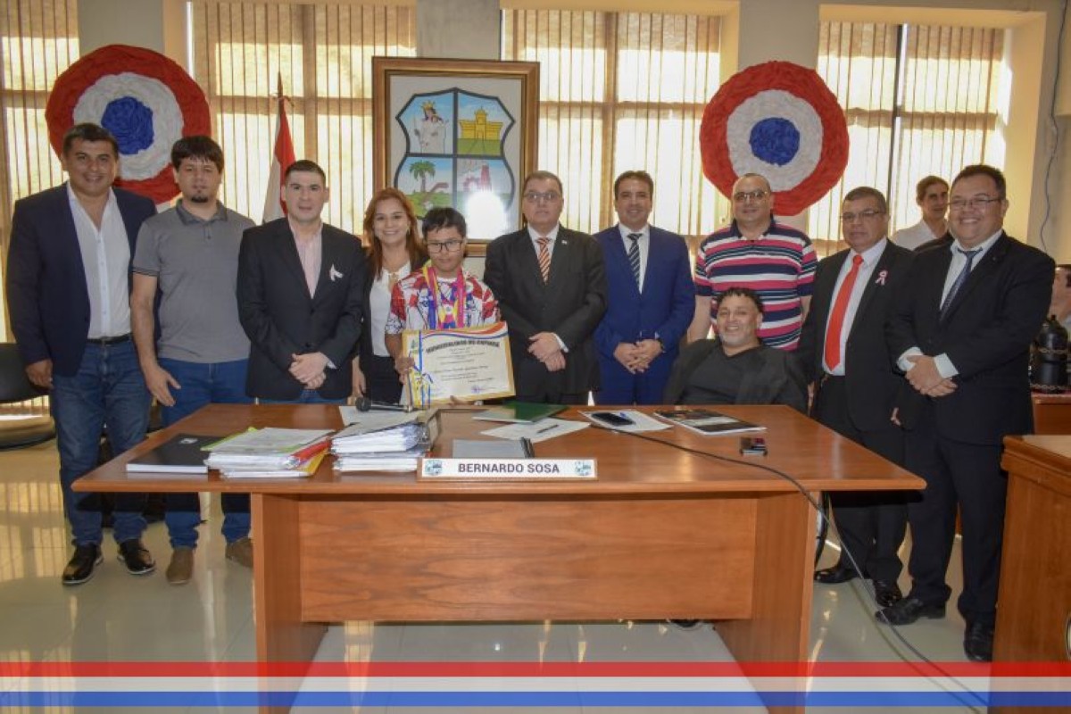 Foto 5 de Reconocimiento al Mérito al joven atleta Oscar Vicente Aguilera Núñez de destacada participación en las Olimpiadas Especiales Berlín 2023
