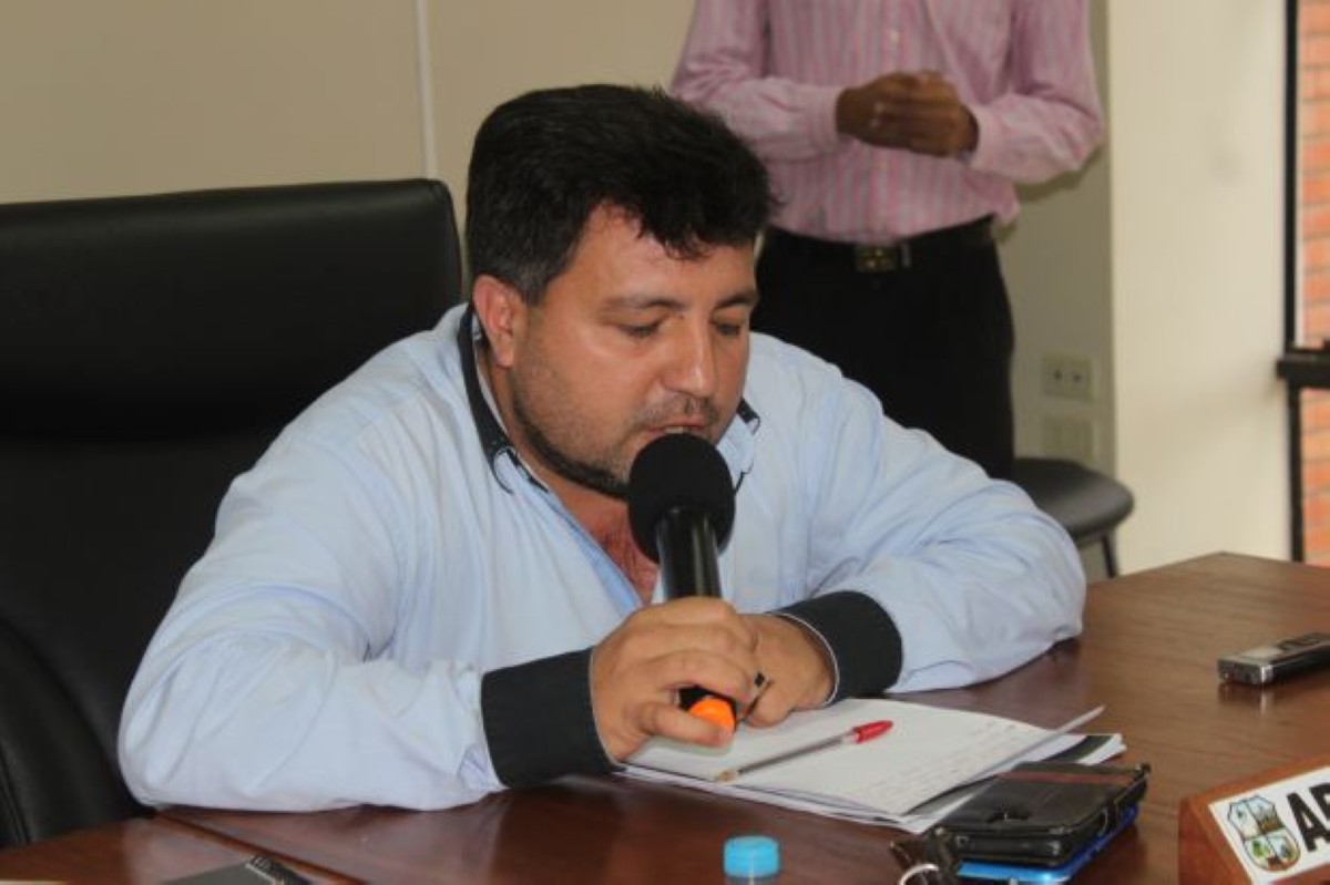 Foto 4 de Problemática de la Línea 52: motivo de un nuevo debate en la Junta Municipal
