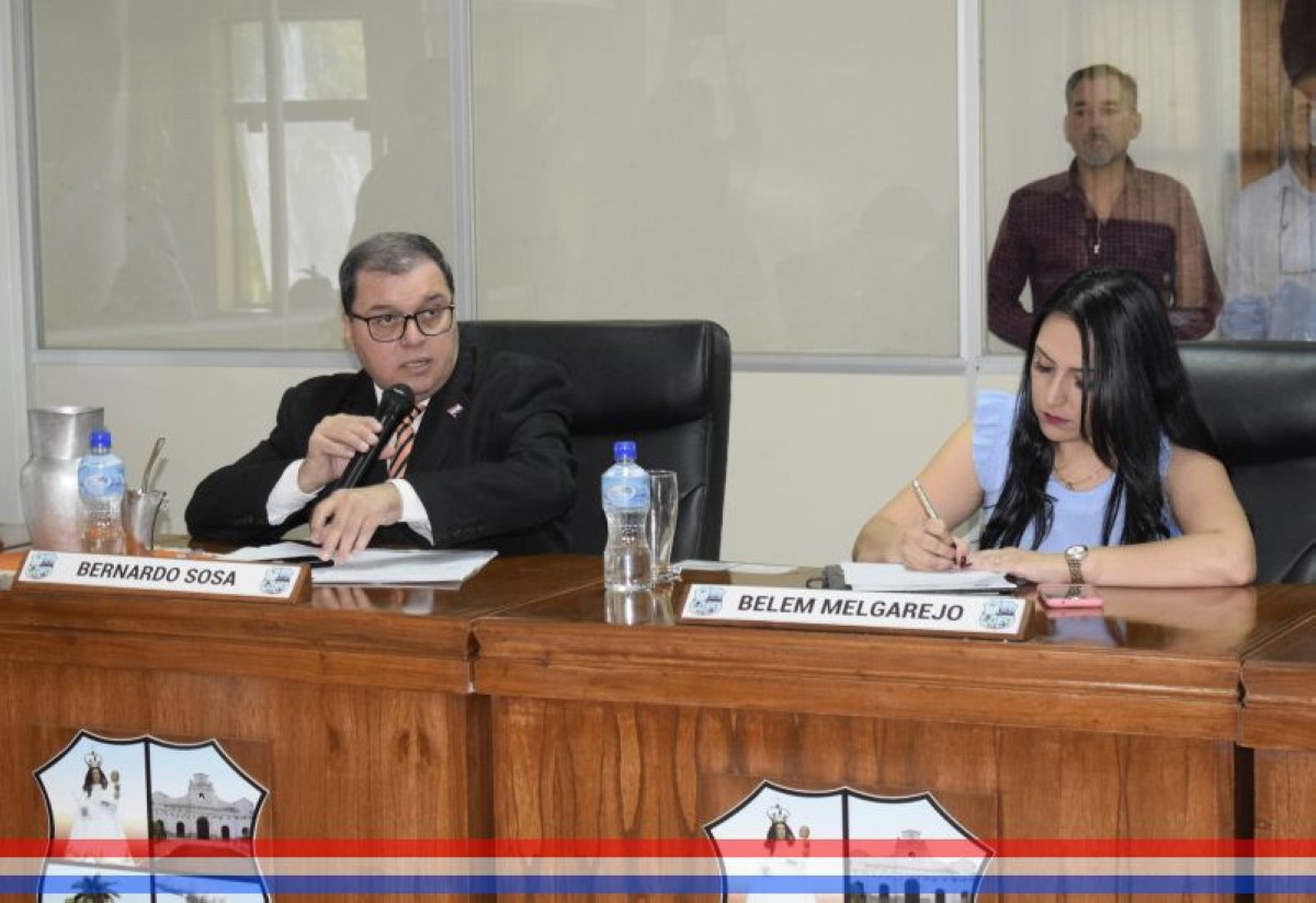 Foto 2 de SESION ORDINARIA DE LA JUNTA MUNICIPAL DE CAPIATA: Notas Recibidas, Nota Remitida y Expedientes Dictaminados