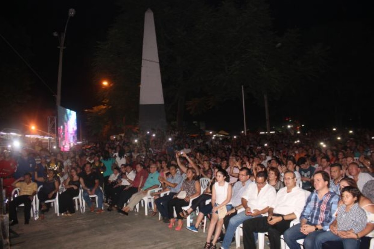 Foto 40 de ¡MAGNIFICA NOCHE CAPIATEÑA!