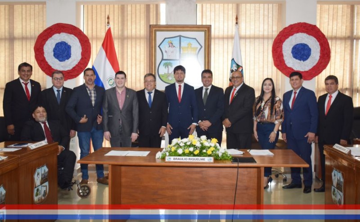 Foto 52 de Asumió la nueva Mesa Directiva, periodo 2023 – 2024: Presidente, concejal Braulio Riquelme; Vicepresidente, concejal David Llano