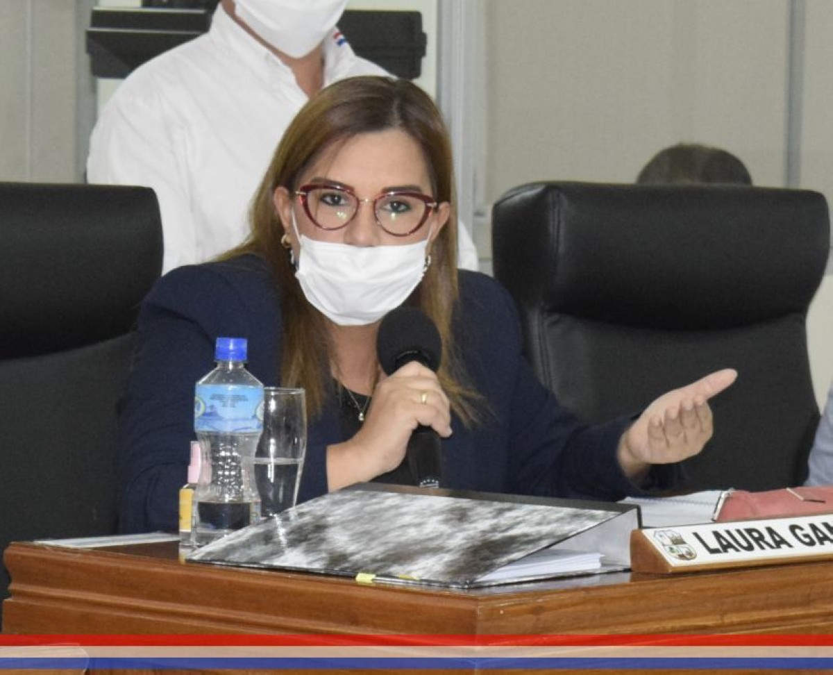 Foto 1 de Coordinarán la habilitación de números telefónicos para que la ciudadanía pueda denunciar la suba indiscriminada de precios en supermercados y comercios