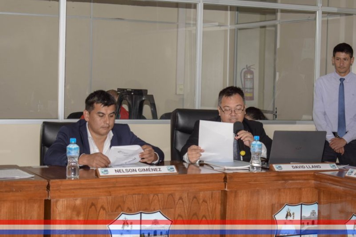 Foto 19 de SESION ORDINARIA DE LA JUNTA MUNICIPAL DE CAPIATA: Notas Recibidas, Nota Remitida y Expedientes Dictaminados