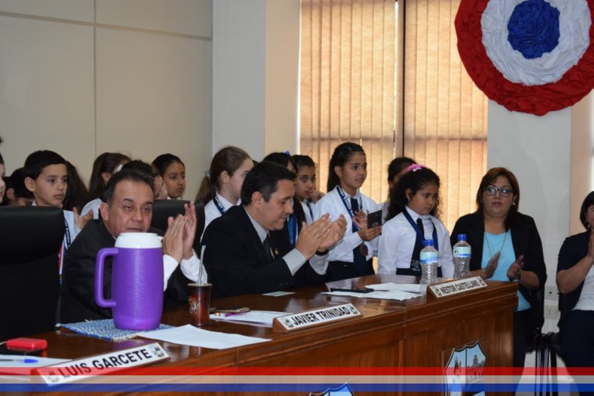 Foto 21 de Reconocimiento a la Esc. Bás. Nº 81 y Col. Nac. "Ma. Auxiliadora"