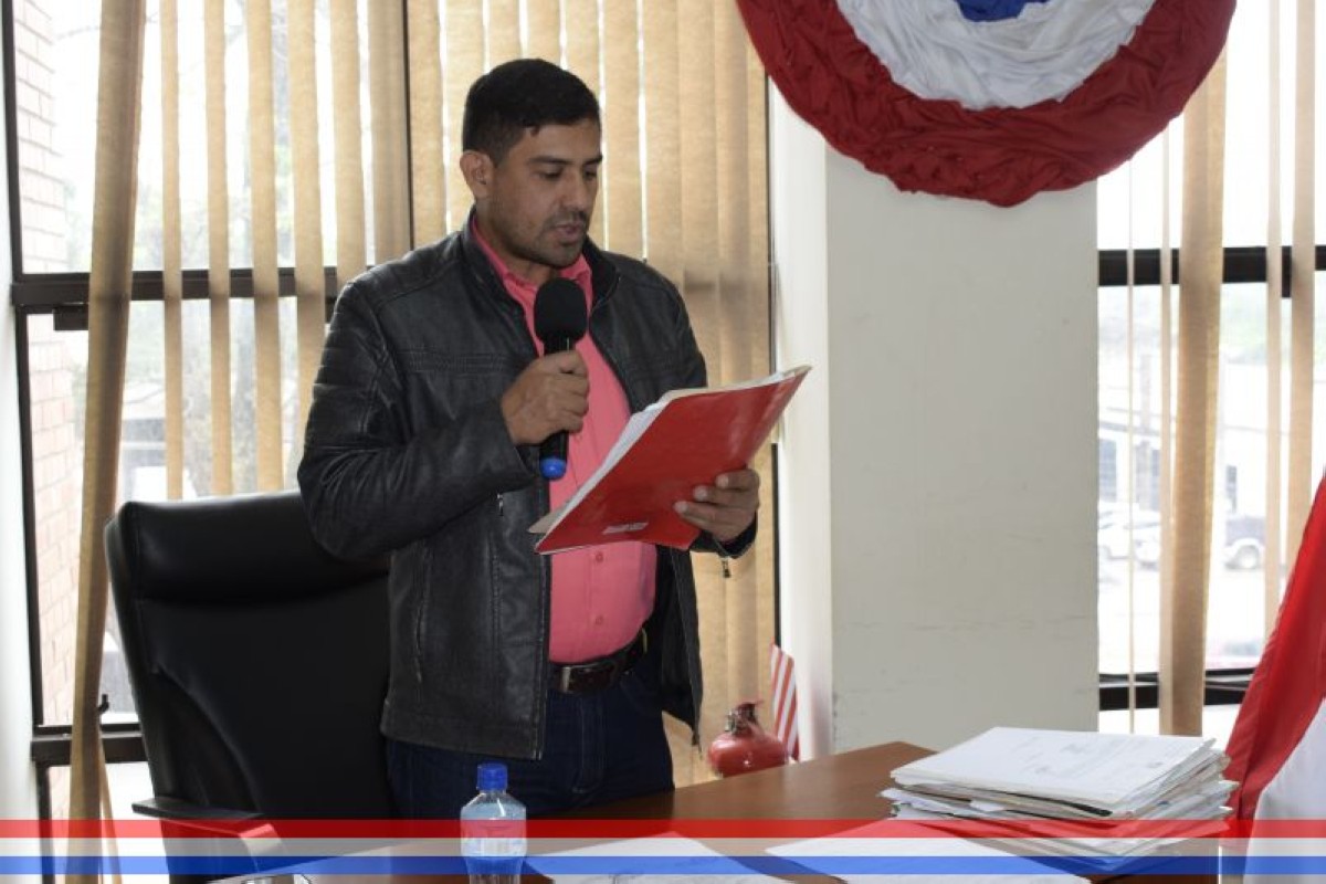 Foto 5 de SESION ORDINARIA DE LA JUNTA MUNICIPAL DE CAPIATA: Notas Recibidas, Notas Remitidas y Expedientes Dictaminados