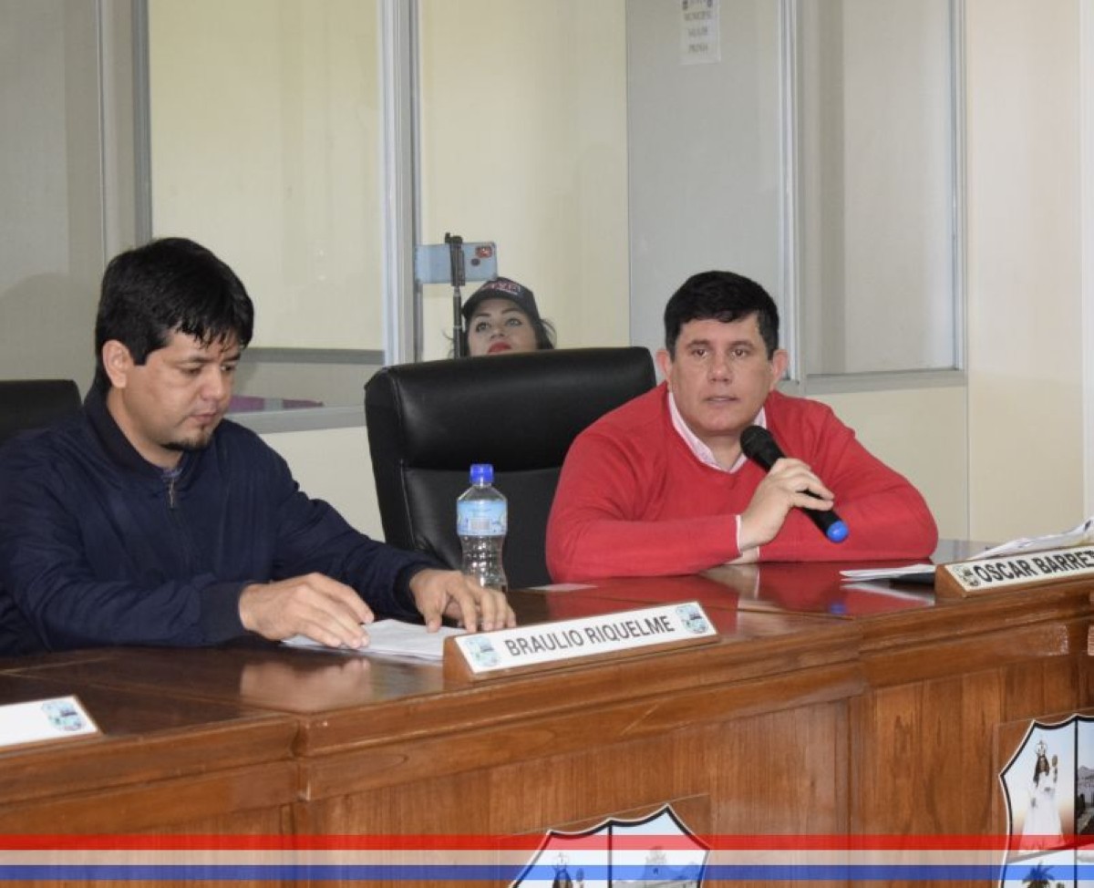 Foto 12 de SESION ORDINARIA DE LA JUNTA MUNICIPAL DE CAPIATA: Notas Recibidas, Nota Remitida y Expedientes Dictaminados