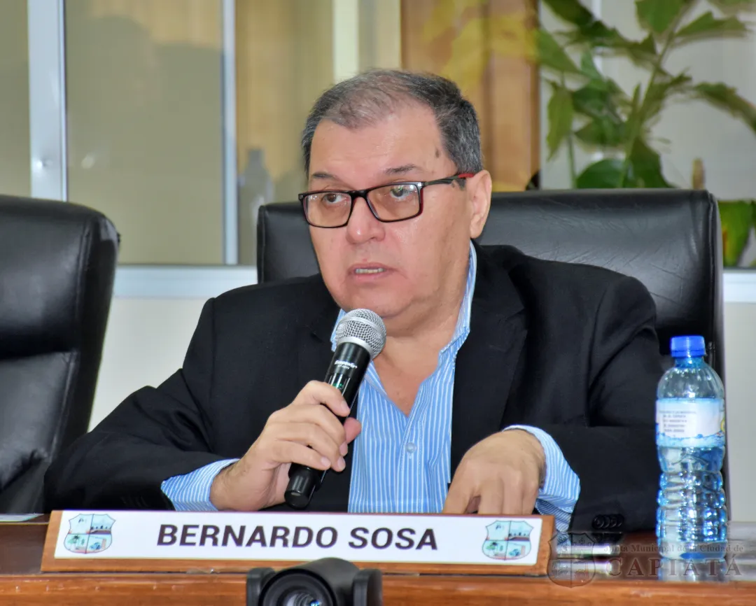 Foto 2 de Plantean buscar mecanismos para controlar cumplimiento del servicio de recolección de residuos a empresa adjudicada, según lo establecido por contrato