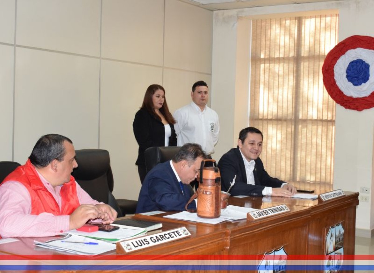 Foto 2 de SESION EXTRAORDINARIA DE LA JUNTA MUNICIPAL DE CAPIATA: Notas Recibidas, Nota Remitida y Expedientes Dictaminados