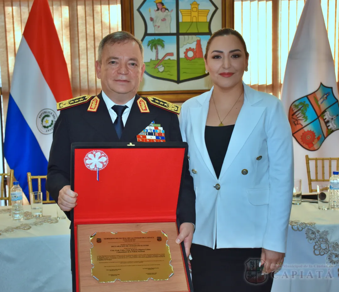 Foto 26 de Acto de reconocimiento como “Ciudadano Ilustre de Capiatá” al Comandante de la Policía Nacional, Crio. Gral. César Silguero Lobos