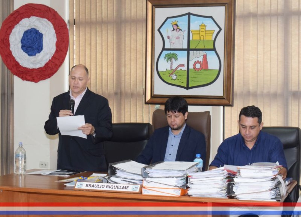 Foto 14 de SESION ORDINARIA DE LA JUNTA MUNICIPAL DE CAPIATA: Notas Recibidas, Nota Remitida y Expedientes Dictaminados