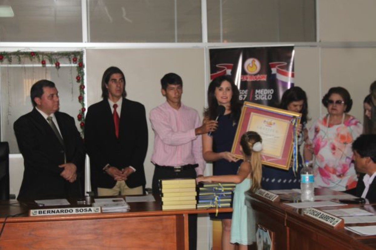 Foto 30 de Entrega de reconocimiento de Ciudadanía Ilustre a miembros de la familia Ceuppens – Talavera