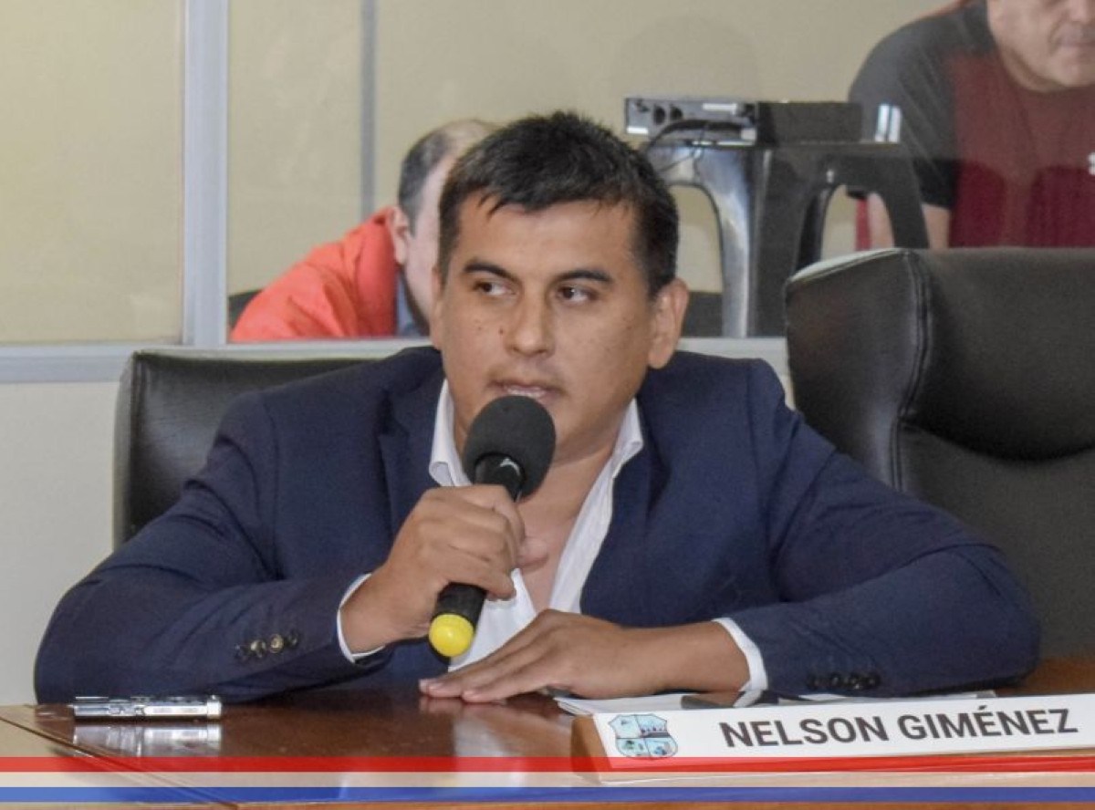 Foto 1 de Concejal López solicita el estudio de un proyecto de Ordenanza que prohíba la circulación de camiones de gran porte por la calle Guavirá