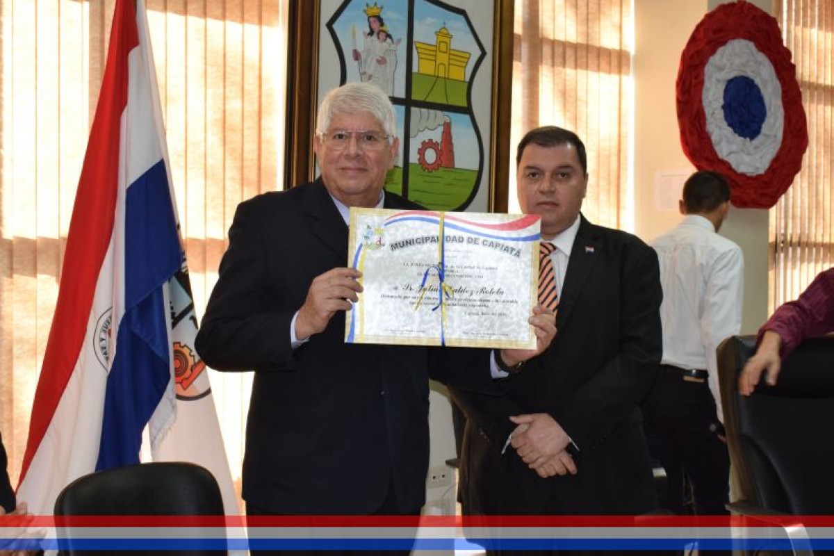 Foto 11 de Reconocimiento a Don Julián Valdez y a Don Celso Grance