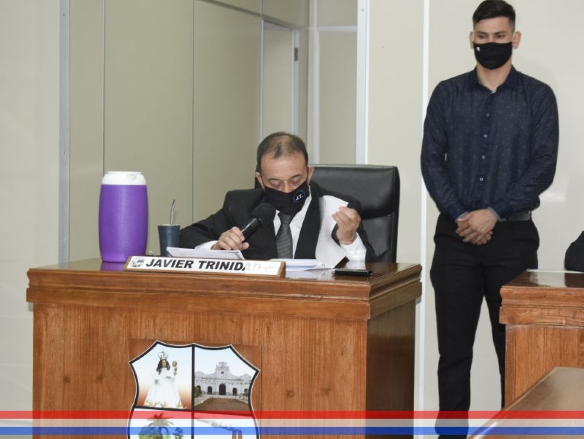Foto 14 de SESION ORDINARIA DE LA JUNTA MUNICIPAL DE CAPIATA: Notas Recibidas, Notas Remitidas y Expedientes Dictaminados