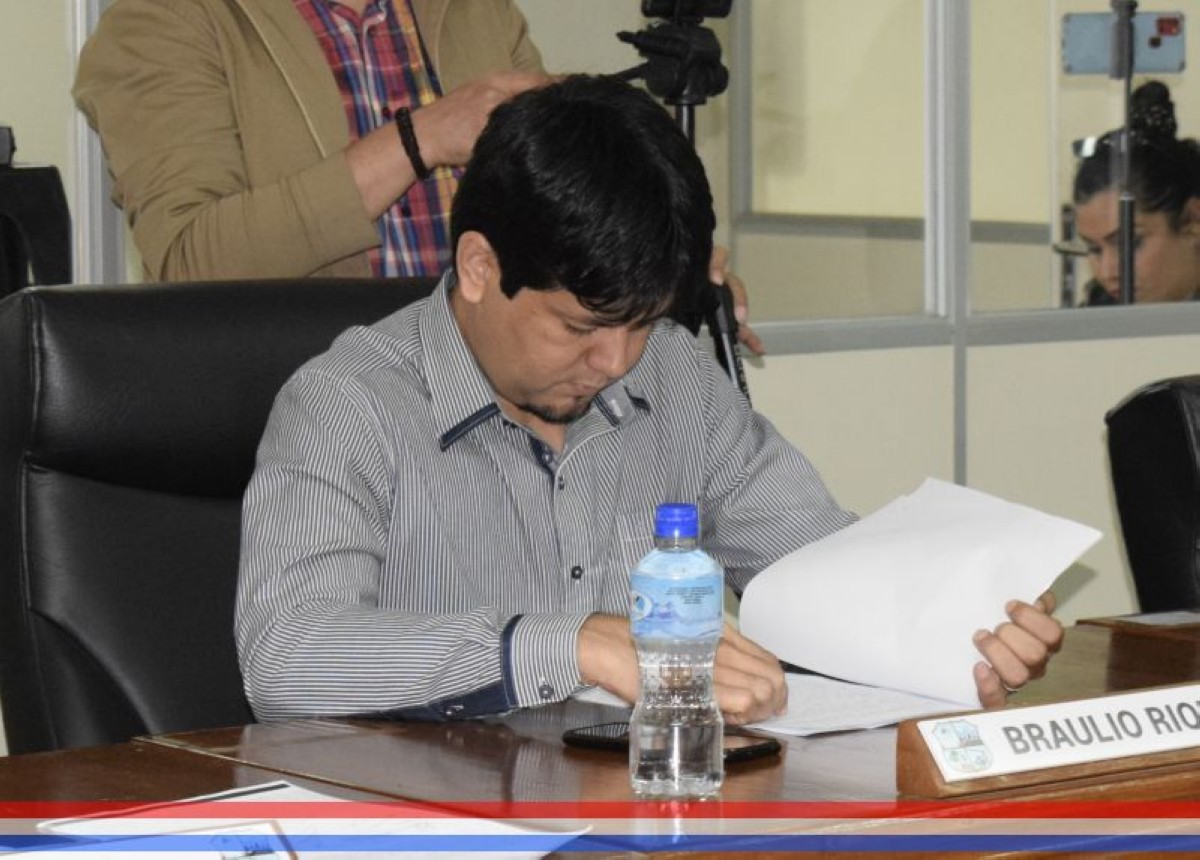 Foto 4 de SESION ORDINARIA DE LA JUNTA MUNICIPAL DE CAPIATA: Notas Recibidas, Nota Remitida y Expedientes Dictaminados