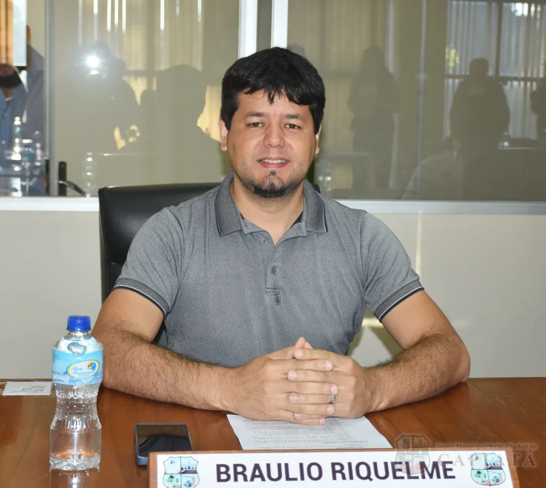 Foto 10 de SESION ORDINARIA DE LA JUNTA MUNICIPAL DE CAPIATA: Notas Recibidas, Nota Remitida y Expedientes Dictaminados