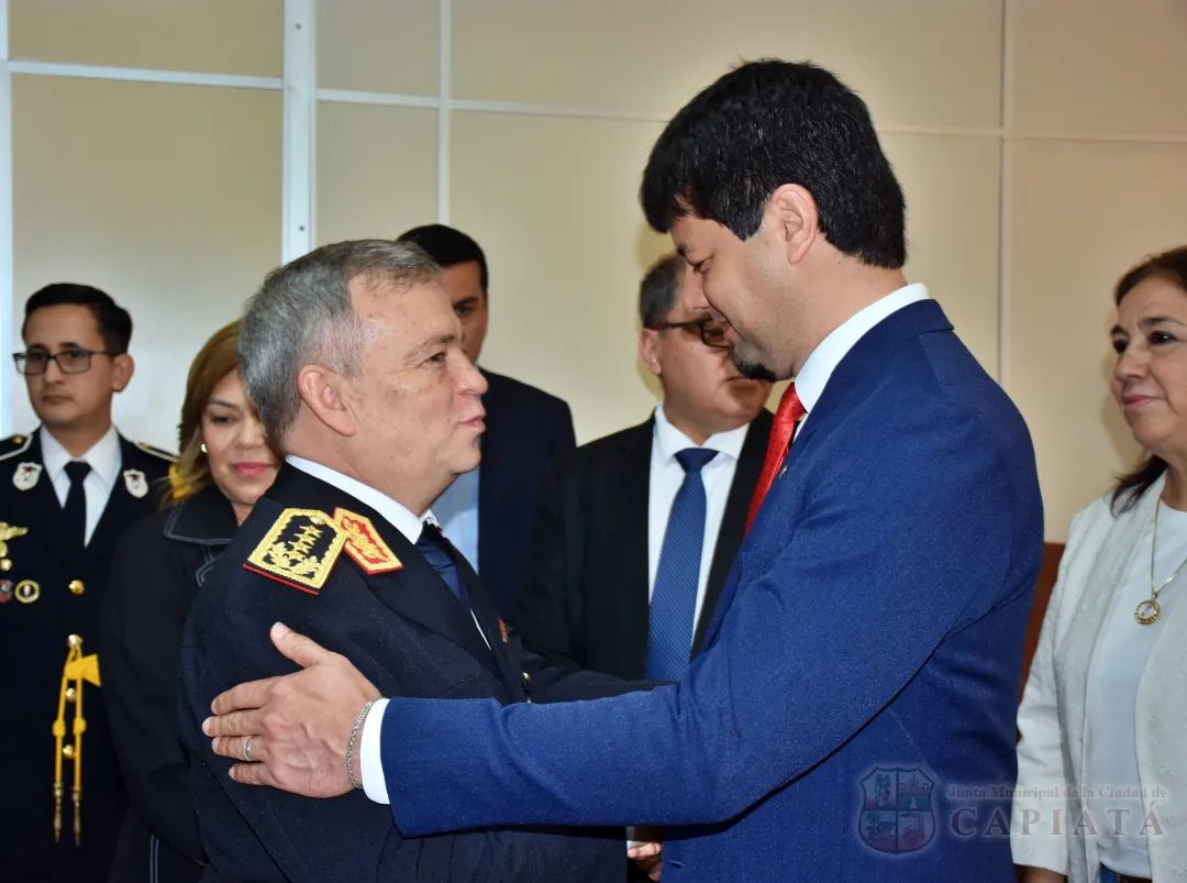 Foto 80 de Acto de reconocimiento como “Ciudadano Ilustre de Capiatá” al Comandante de la Policía Nacional, Crio. Gral. César Silguero Lobos