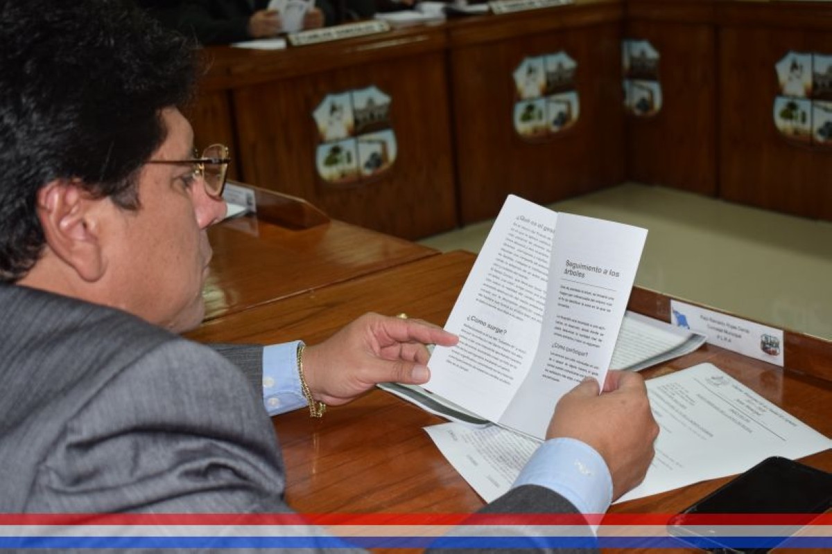 Foto 4 de Declaran de Interés Municipal Ambiental al proyecto de arborización de la Pastoral Juvenil del Paraguay