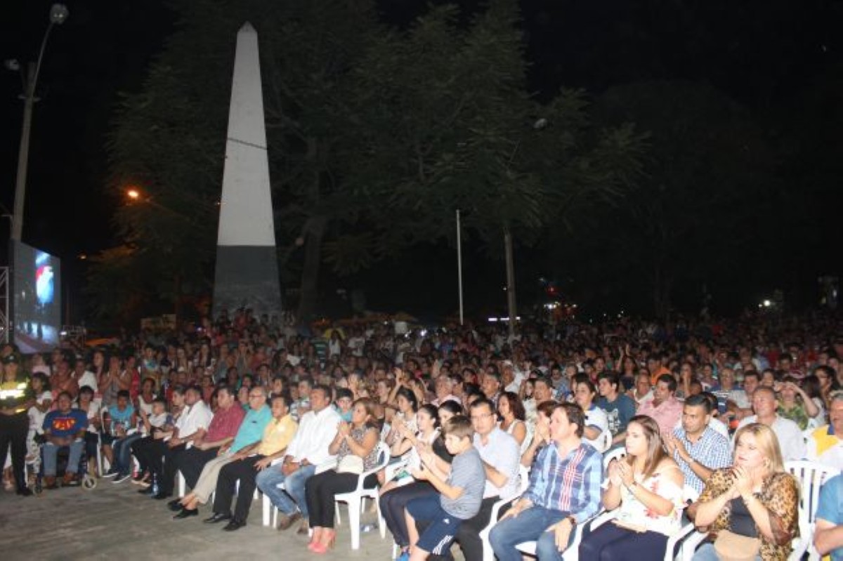 Foto 13 de ¡MAGNIFICA NOCHE CAPIATEÑA!